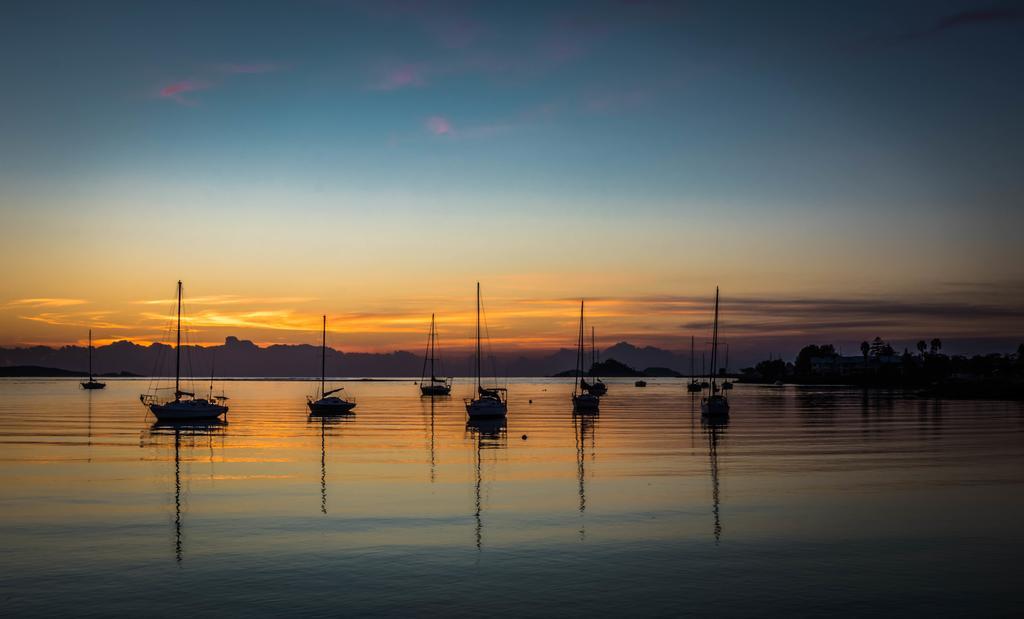 Bay Breeze Boutique Accommodation เบทแมนส์เบย์ ภายนอก รูปภาพ